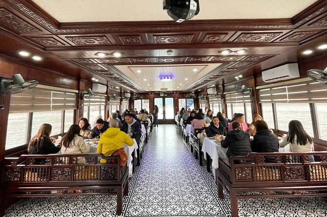 1 Day Halong Cruise Tour with Transfer and early return to Hanoi - A seafood lunch with a vegetarian option