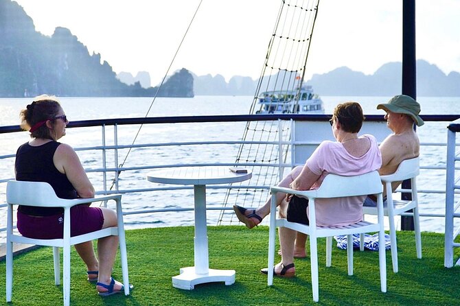 1 Day Halong Cruise Tour with Transfer and early return to Hanoi - The return to Hanoi and your open evening
