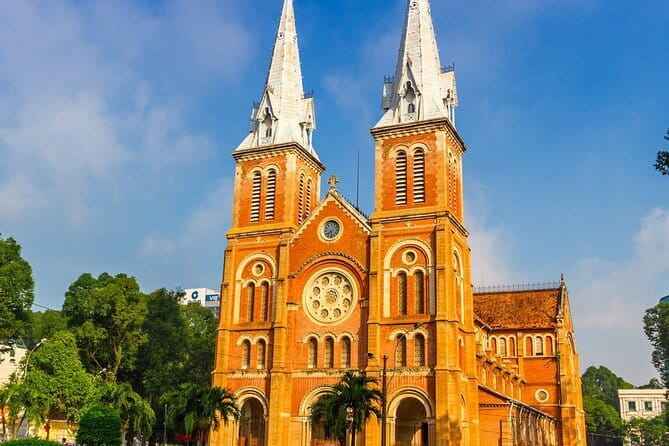 12-Day Epic Vietnam Group Tour: Hanoi, Halong Bay & Beyond - Key points to know before booking