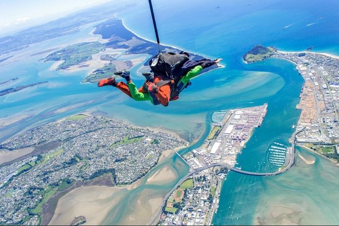 15,000ft Tandem Skydive in Tauranga - Bay of Plenty - Weather, timing, and the practical tradeoffs