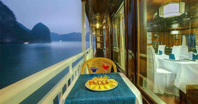 2-Day 1-Night Cruise:Visit Bai Tu Long Bay_ Less Touristic - Day two: Tai Chi and Vung Vieng Fishing Village