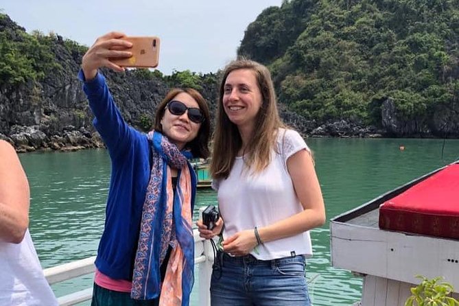 2-Day All-Inclusive Lan Ha Bay Cruise: Peaceful Nature Escape - Brunch, tender transfer, and the road back to Hanoi