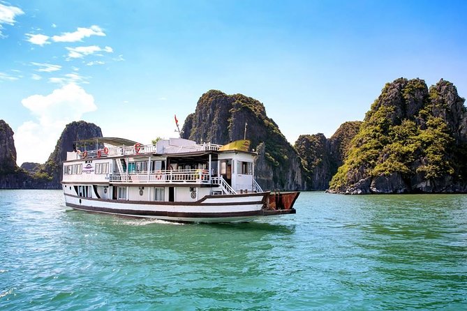2-day Ha Long Bay Cruise included Transfer, Kayking and Swimming - Ha Long Bay from Hanoi, with the hard work handled