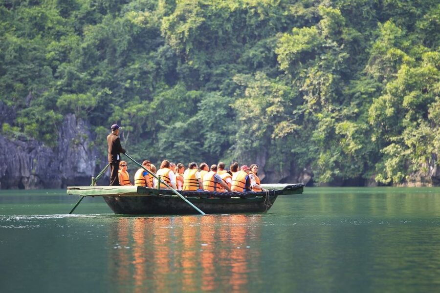 2-Day Ha Noi - Ninh Binh - Ha Long Bay Highlights Tour - The sunset party and return to Hanoi