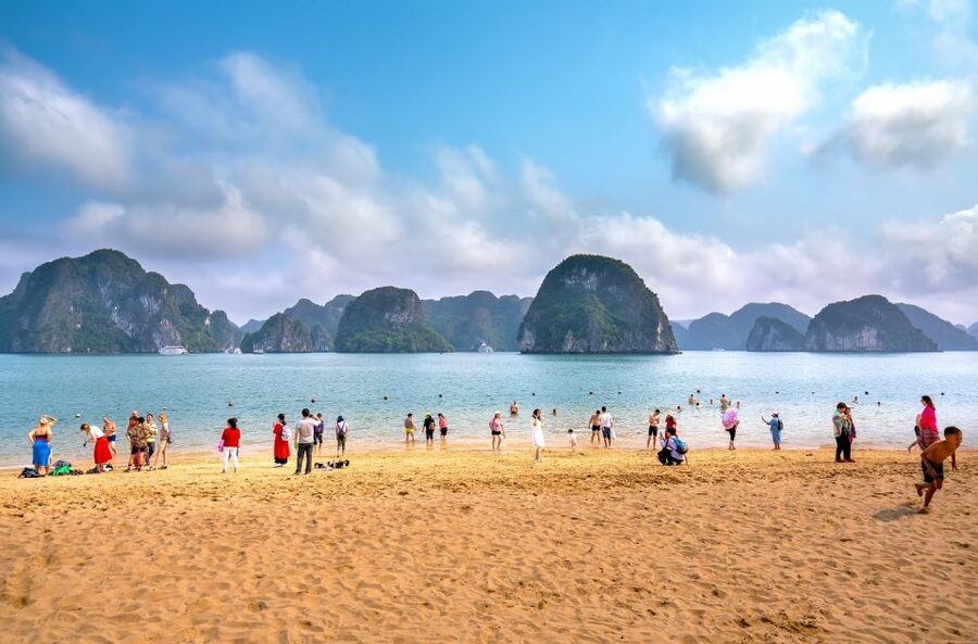 2-Day Ha Noi - Ninh Binh - Ha Long Bay Highlights Tour - Tam Coc by bamboo boat and bicycle