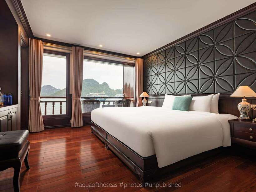 2-Day: Halong Lan Ha Bay 5 Stars Cruises w/Balcony & Bathtub - Lunch among the limestone islands