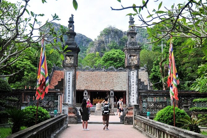 2-Day Hanoi - Ninh Binh - Ha Long Bay With Transfer - Sung Sot Cave, Titop Island, and Luon Cave