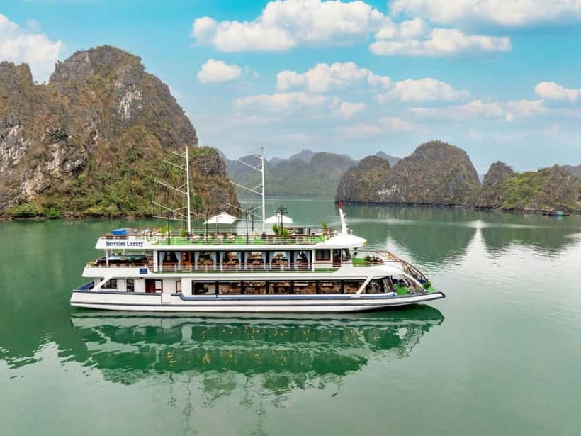 2-Day: Hanoi - Ninh Binh - Halong Bay Luxury Cruise - Cycling, village time, and a generous Ninh Binh lunch