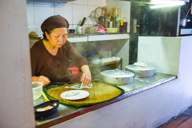 2-Day In Halong Bay Cruise With Transfer From Hanoi - What the deluxe cabin is really worth