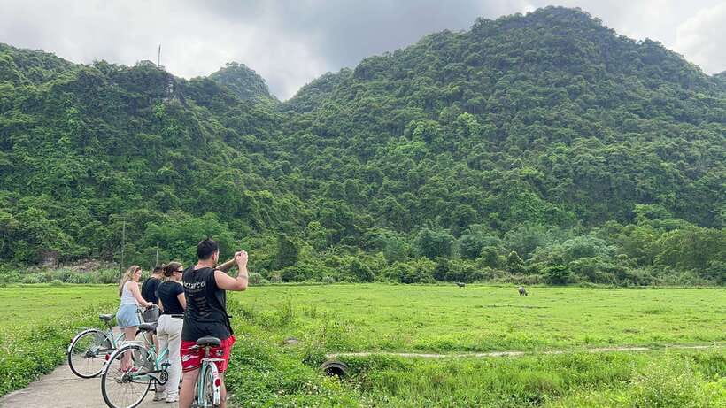 2-Day Lan Ha and Cat Ba Cruise Tour By 3 Star Cruise Ship - The small-group format and guide support
