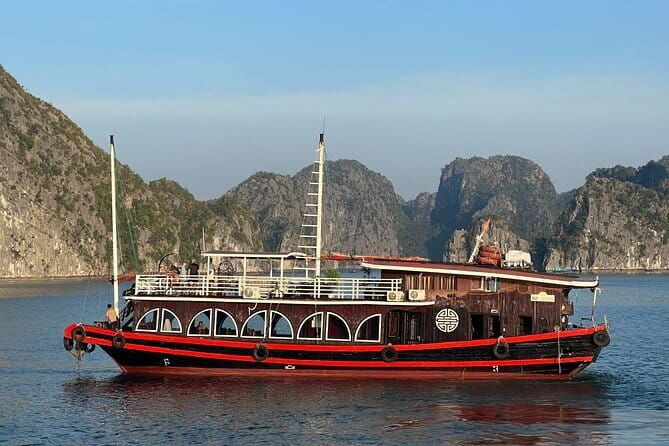 2 Days 1 Night Visit Lan Ha Bay - Classic 3 cabins cruise - Lunch beside Cai Beo Floating Fishing Village