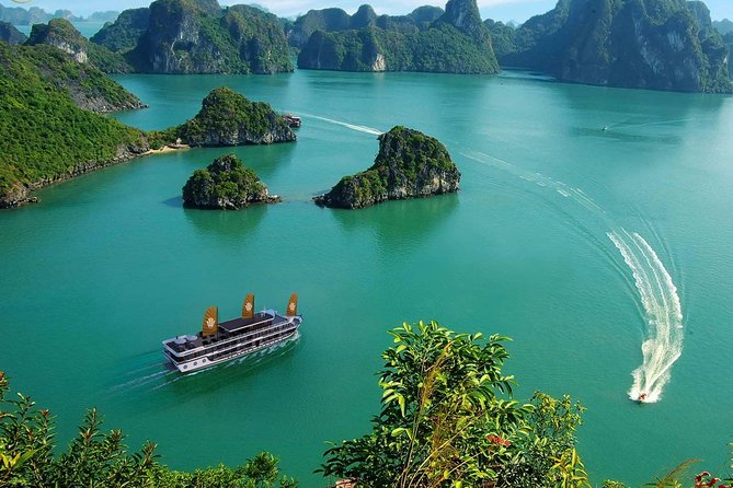 2 Days and 1 Night Halong Bay Luxury Genesis Regal Cruises - Sunrise on Lan Ha Bay