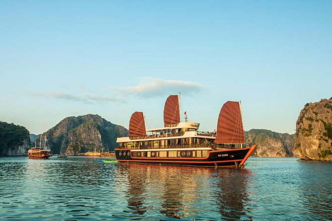 2 Days and 1 Night Tour on Cozy Boutique Cruise in Lan Ha Bay - Lunch with the limestone islands ahead