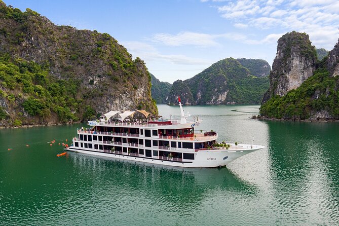 2-Days Aspira Cruise Tour around Hanoi- Halong- Lan Ha Bay - Lan Ha Bay on the second morning