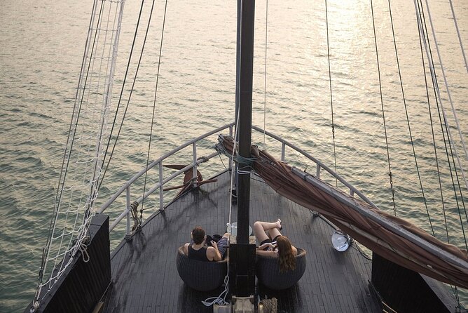2 Days Cruise Tour in Halong Bay from Hanoi - Kayaking through Luon Cave and time at Titop Island