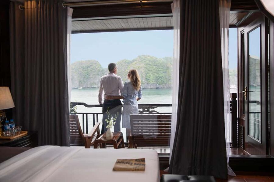2 Days Halong 5 Stars Cruise with Free Pickup from Hanoi - Day two: tai chi, Lan Ha Bay, and the return to Hanoi