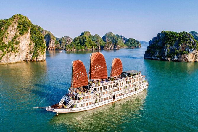 2 Days Halong Bay Tour from Hanoi - Why an overnight cruise makes Halong Bay better