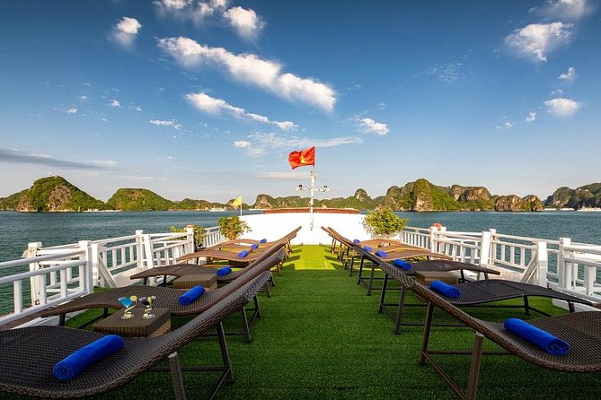2 Days Overnight on Cozy Bay Cruise Ha Long - Lunch on board and the first afternoon on the water