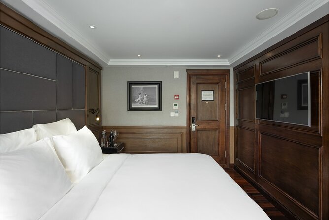 2 Days Tour of Halong Bay by Hera Cruise from Hanoi - Leaving Hanoi for Tuan Chau Island