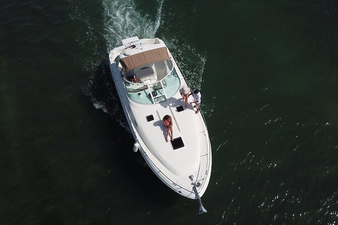2-hour Private Sunset Cruise on a luxury yacht in Cancun Bay 25P18 - What the 5:00 PM to 7:00 PM schedule means