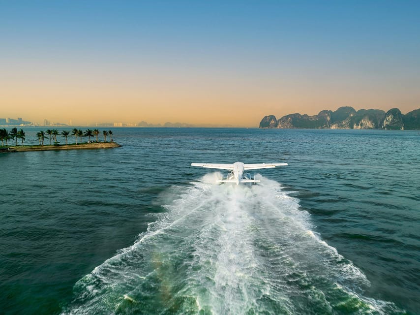 25 minutes sightseeing flight in Halong Bay by Seaplane - Why see Ha Long Bay from a seaplane?