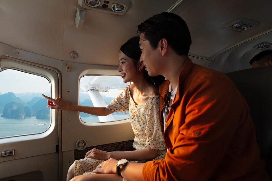 25 minutes sightseeing flight in Halong Bay by Seaplane - Should you book the Ha Long Bay seaplane?