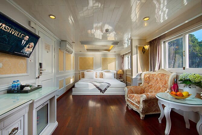 2D1N Bai Tu Long Bay cruises - Choosing the Hanoi transfer option
