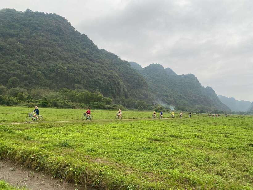 2Days Tour : Lan Ha Bay - Cat Ba Island - Caves - Kayaking - Swimming and a beach sunset in Lan Ha Bay