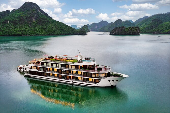 3-Day 5-Star Cruise: Explore Lan Ha Bay & Viet Hai Village - From Hanoi’s Old Quarter to Tuan Chau Marina