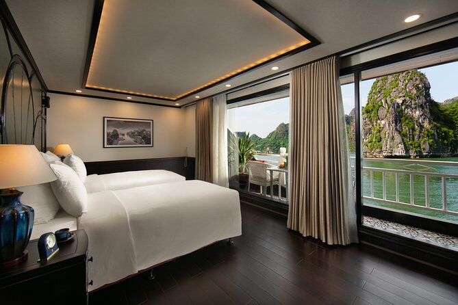 3-Day Hanoi and Halong Tour Including Overnight Cruise - Sung Sot Cave and an early start