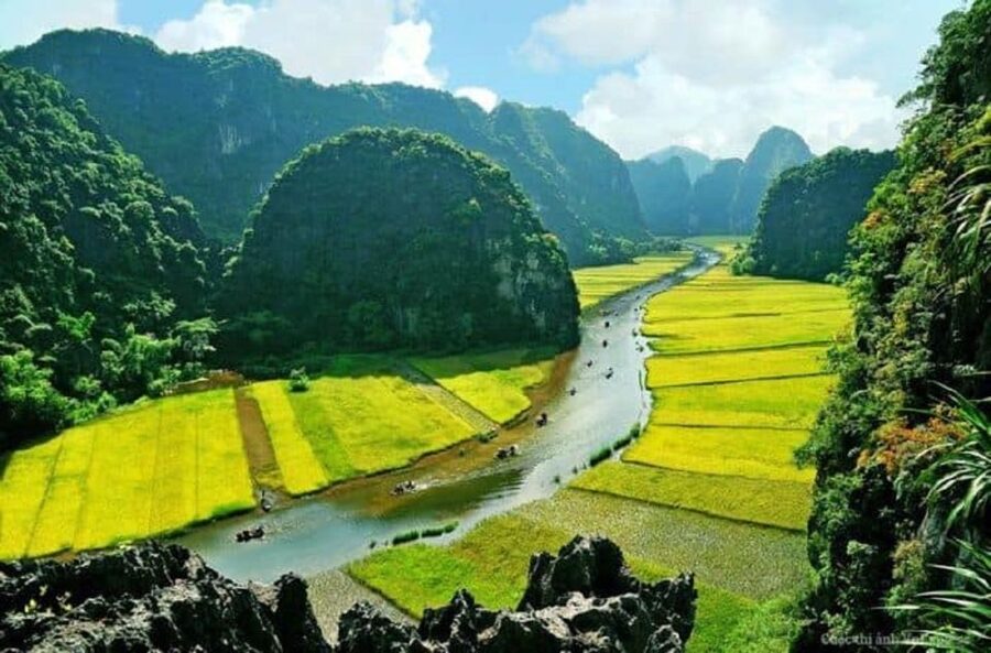 3-Day - Ninh Binh - Lan Ha Bay 5-Star Cruise & Balcony - Trang An by sampan: caves, temples, and calm water