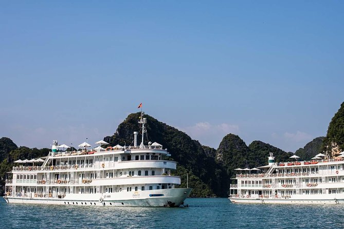 3 Days,2Nights Halong Bay & Gulf of Tonkin 5 Star Cruise - Day three: Tien Ong Cave and the return to port