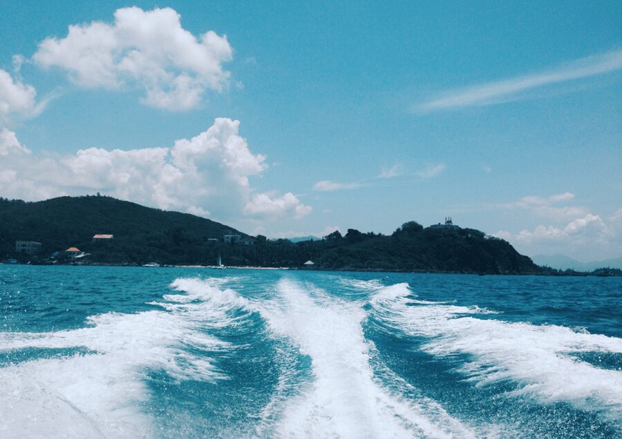 3H30 Explore the south shore of the bay of Ajaccio Catamaran - Seeing the Sanguinaires Islands from the water