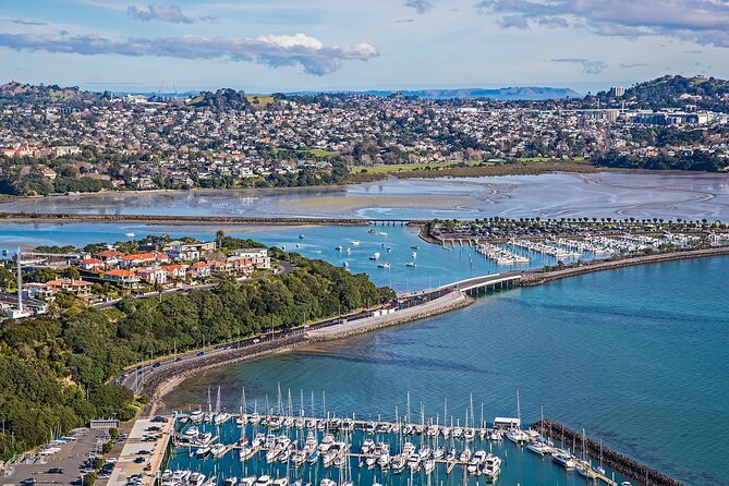 5-Day Bay of Islands, Auckland, Hobbiton, Rotorua & Waitomo Tour - Day 5: Hobbiton and the return to Auckland