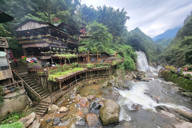 5-Day North Vietnam: Sa Pa - Ninh Binh - Halong Cruise from Hanoi - Day 4: Ninh Binh to a four-star Halong Bay cruise