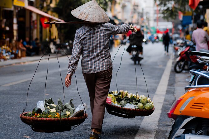 8-Days Glimpse of Vietnam - Ho Chi Minh, Hoi An and Halong Bay - Day 5: Hoi An to Hanoi