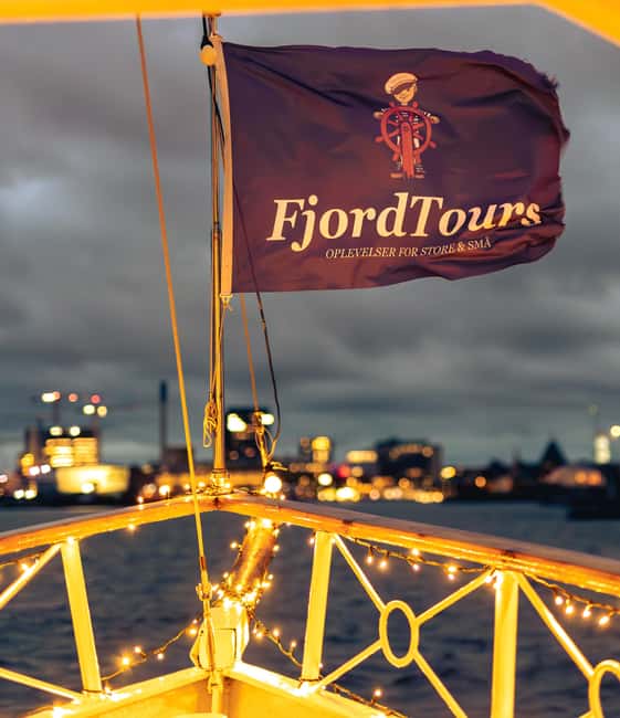 Aarhus: Guided Harbor Cruise with Iconic Landmarks & Aarhus - Starting beside DOKK1