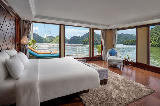 All-inclusive in Lan Ha Bay for 2Days 1 Night with many options - Dinner, onboard time, and the role of the guide