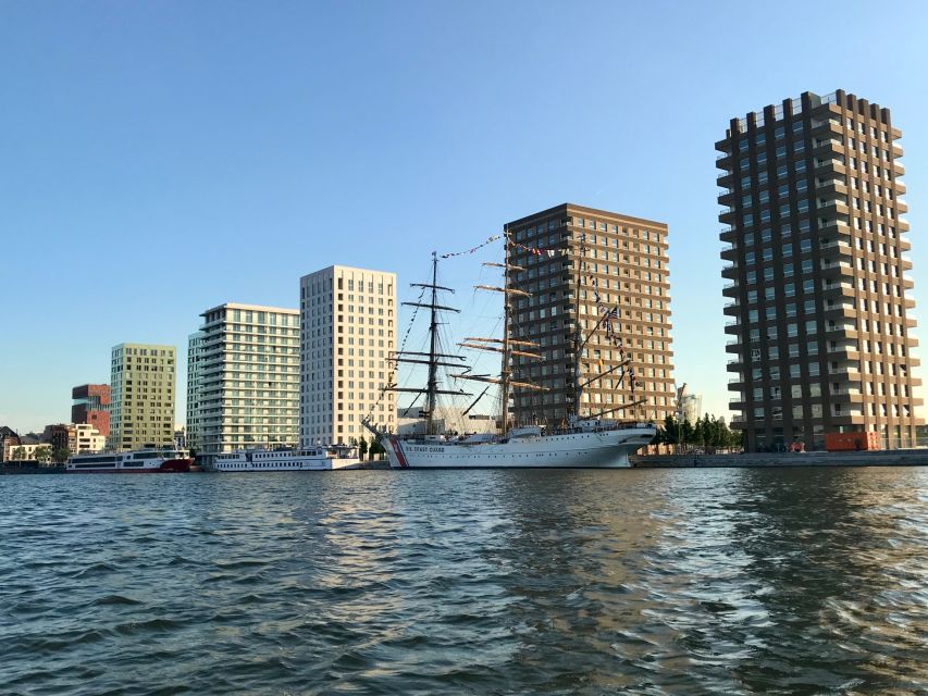 Antwerp: Private Old Harbour Boat Tour Incl. Drinks & Snacks - Boarding at Sint-Aldegondiskaai