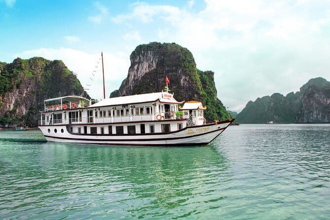 Athena Luxury Cruise in Halong Bay with Meals,Balcony Room & Cave - Early Tai Chi and the Luồn Cave morning