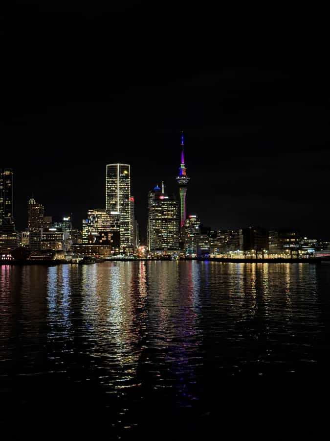Auckland: Nightlights Harbour Cruise with Canapés and Drink - The first views as Auckland lights up