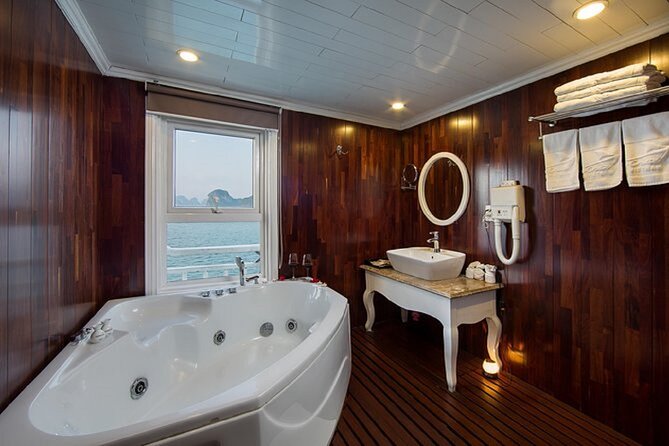 Bai Tu Long Bay 2 Day 1 Night Cruise - The 8:00 a.m. Hanoi pickup and three-hour transfer