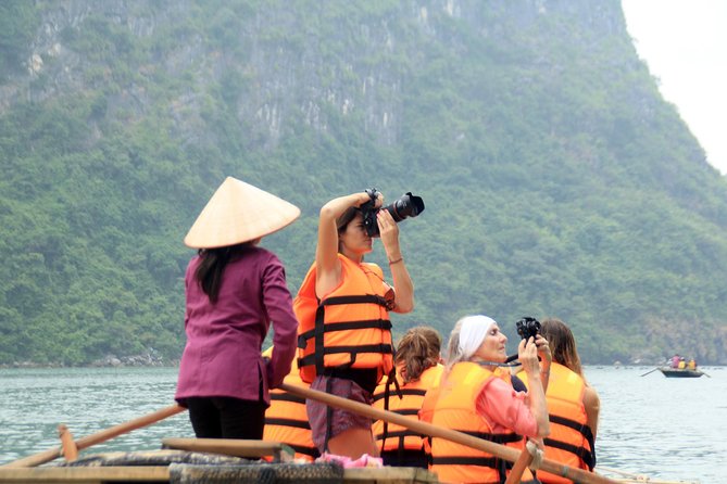 Bai Tu Long Bay Boutique Cruise: Visit Bai Tu Long bay & Overnight boat in 2 day - Kayaking, swimming, and the pearl farm