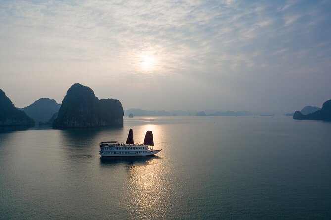Bai Tu Long Bay Cruises Peaceful and Cozy Group Boat 2D1N - Why Bai Tu Long Bay Makes a Good Two-Day Escape