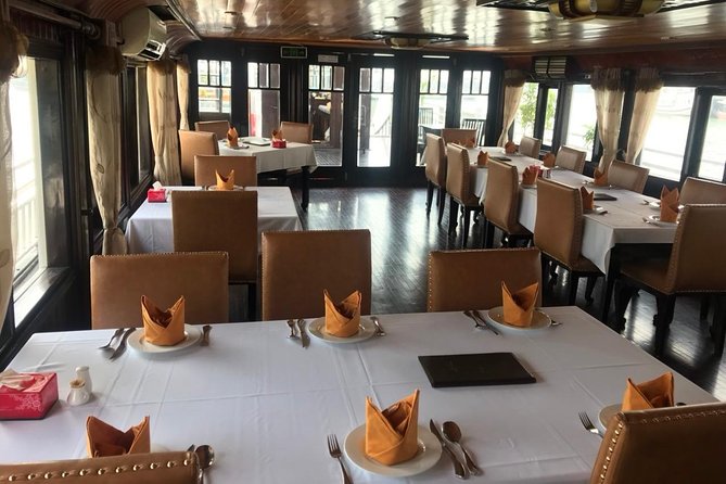 Bai Tu Long bay deluxe cruise 2D/1N: Kayaking, swimmig, Full Meals & best prices - What the $140 price really covers