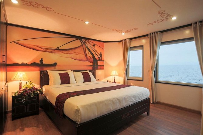 Bai Tu Long Bay Luxury Cruise 2D/1N: Visit Bai Tu Long bay & pristine places - Kayaking and swimming in Bai Tu Long Bay