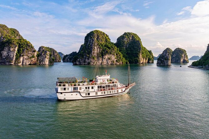 Bai Tu Long & Ha Long Bay 3-Day 2-Night Cruise from Hanoi - Key points to know before you book