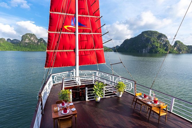 Bai Tu Long Luxury Day Cruise - Fishing Village, Kayak - Vung Vieng Fishing Village by kayak or bamboo boat