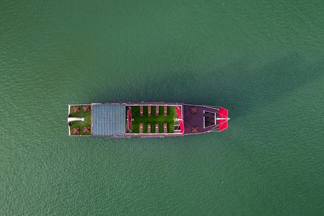 Bai Tu Long Luxury Day Cruise - Fishing Village, Kayak - Lunch, drinks, and what is included