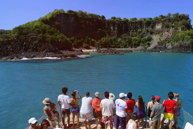 Baia do Sancho Boat Tour - Leaving from Santo Antônio Port
